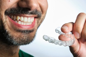 Example of Invisalign aligners in Des Plaines